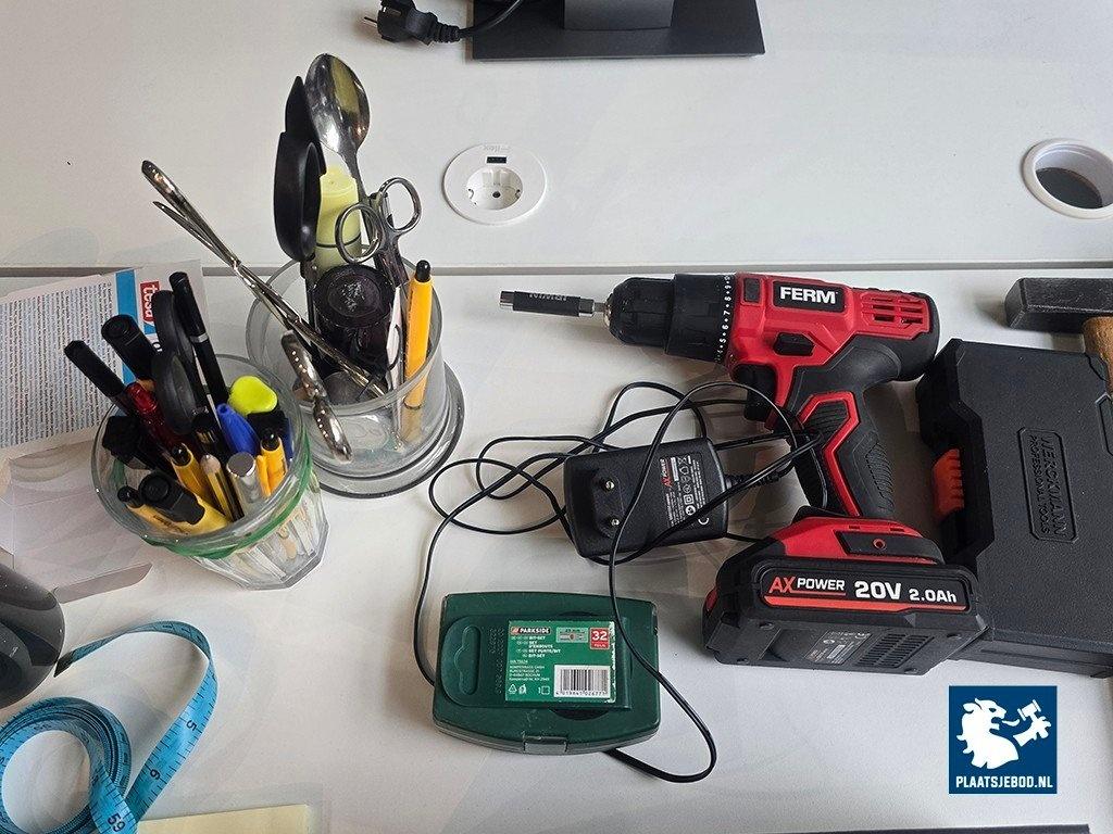 1 x Partij kantoorgerief en gereedschap – foto 4 – kavel bij Plaats Je Bod, Weesp