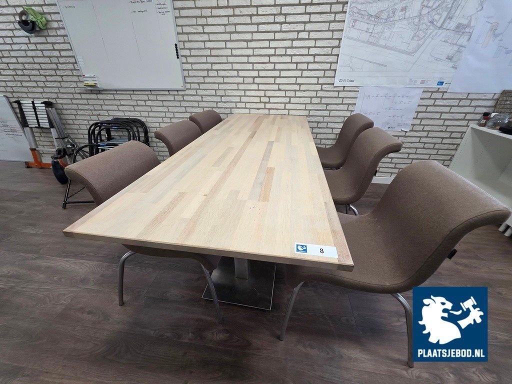 1 x Kantinetafel met 2 x kolomvoet en 6 x Lensvelt gestoffeerde kantinestoelen – foto 2 – kavel bij Plaats Je Bod, Uithoorn