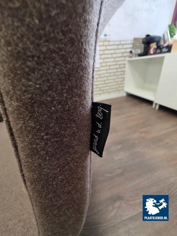1 x Kantinetafel met 2 x kolomvoet en 6 x Lensvelt gestoffeerde kantinestoelen – foto 4 – kavel bij Plaats Je Bod, Uithoorn