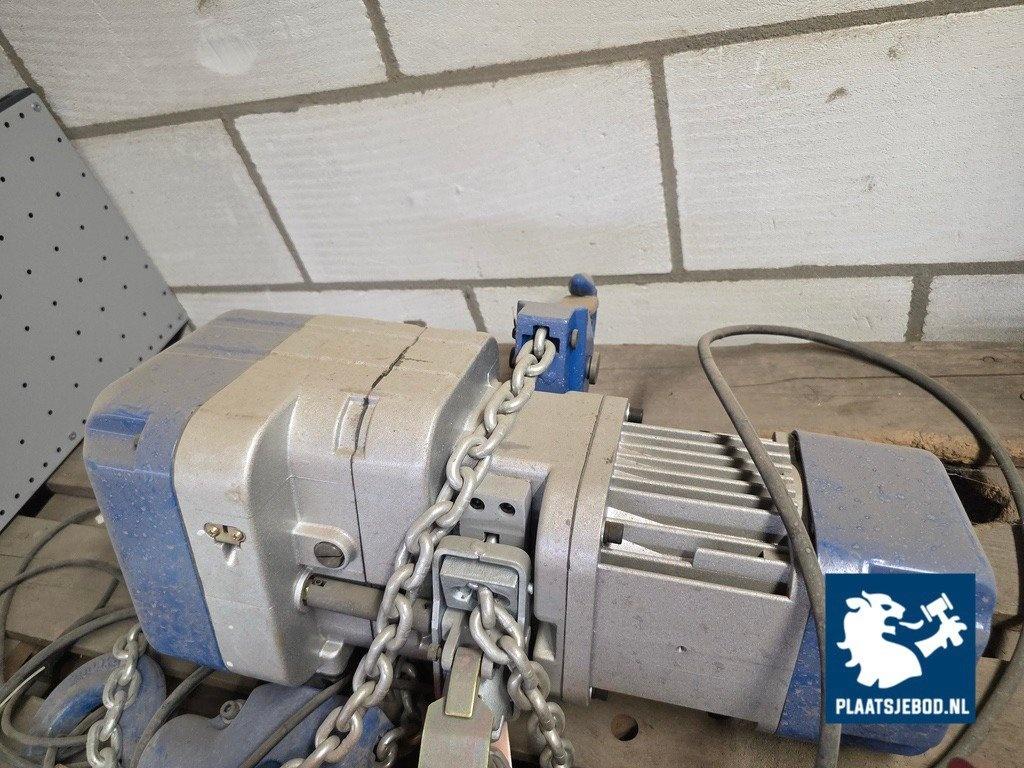 1 x ABUS elektrische kettingtakel met hijsmechanisme en ketting – foto 3 – kavel bij Plaats Je Bod, Uithoorn