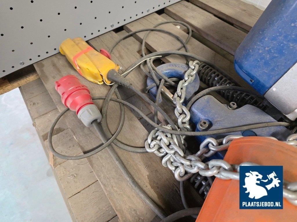 1 x ABUS elektrische kettingtakel met hijsmechanisme en ketting – foto 5 – kavel bij Plaats Je Bod, Uithoorn