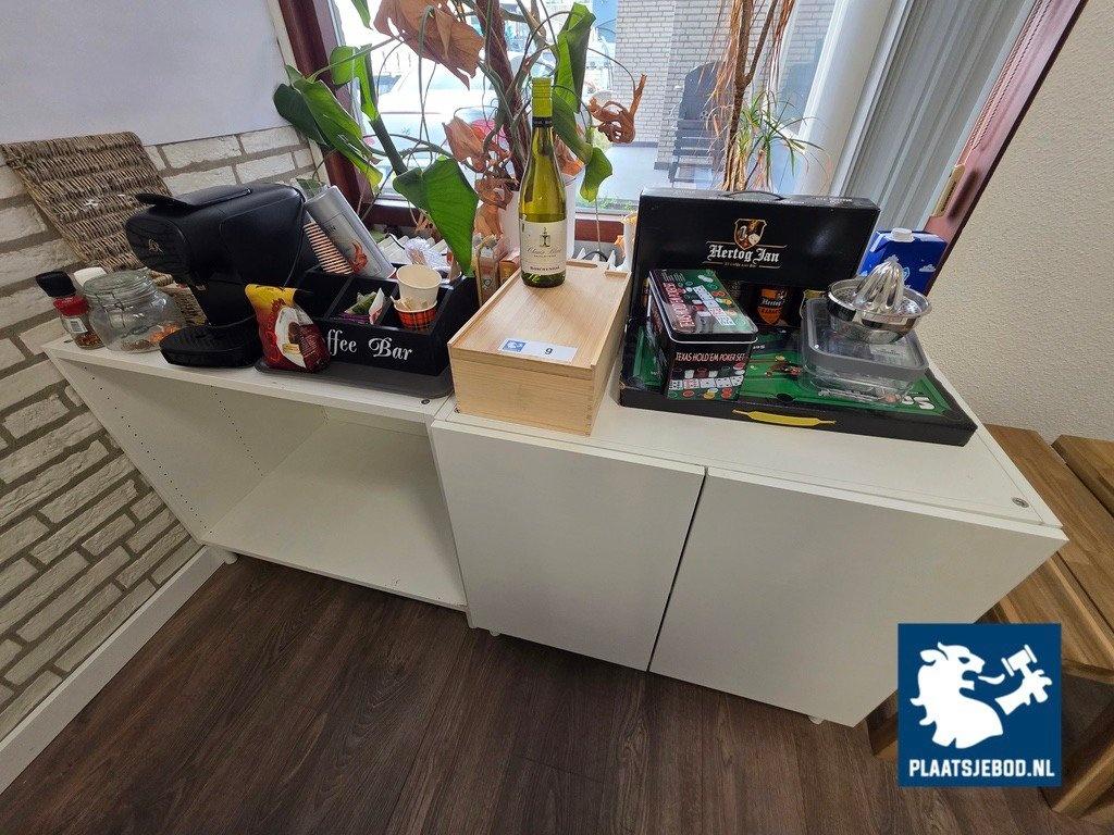 1 x Partij kantinegerief waaronder 2 x kast, L'or Barista koffiemachine, etc – kavel bij Plaats Je Bod, Uithoorn
